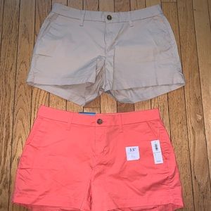 Mid rise old navy shorts